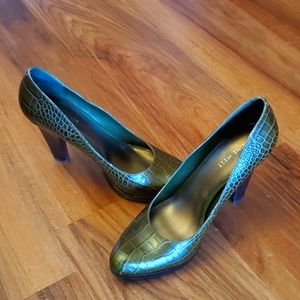 Nine West Green Croc-Embossed Heels